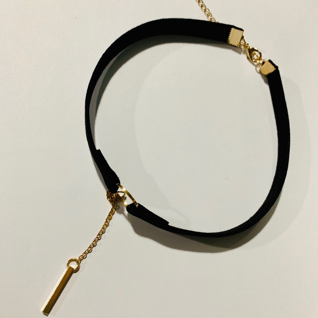 Black Chocker